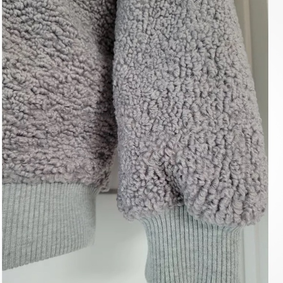 J.O.A. Sherpa Teddy Faux Fur Chevron Colorblock Bomber Jacket WOMENS XSMALL NWOT - Picture 3 of 4